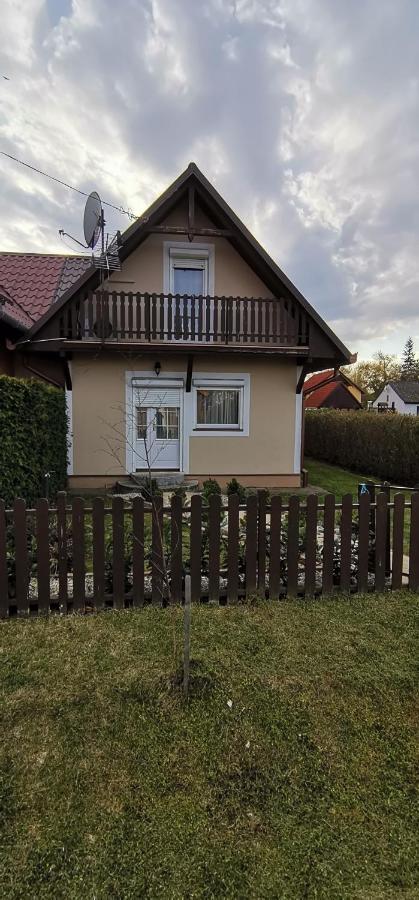 Kotnyek nyaraló Balatonkeresztúr Exterior foto