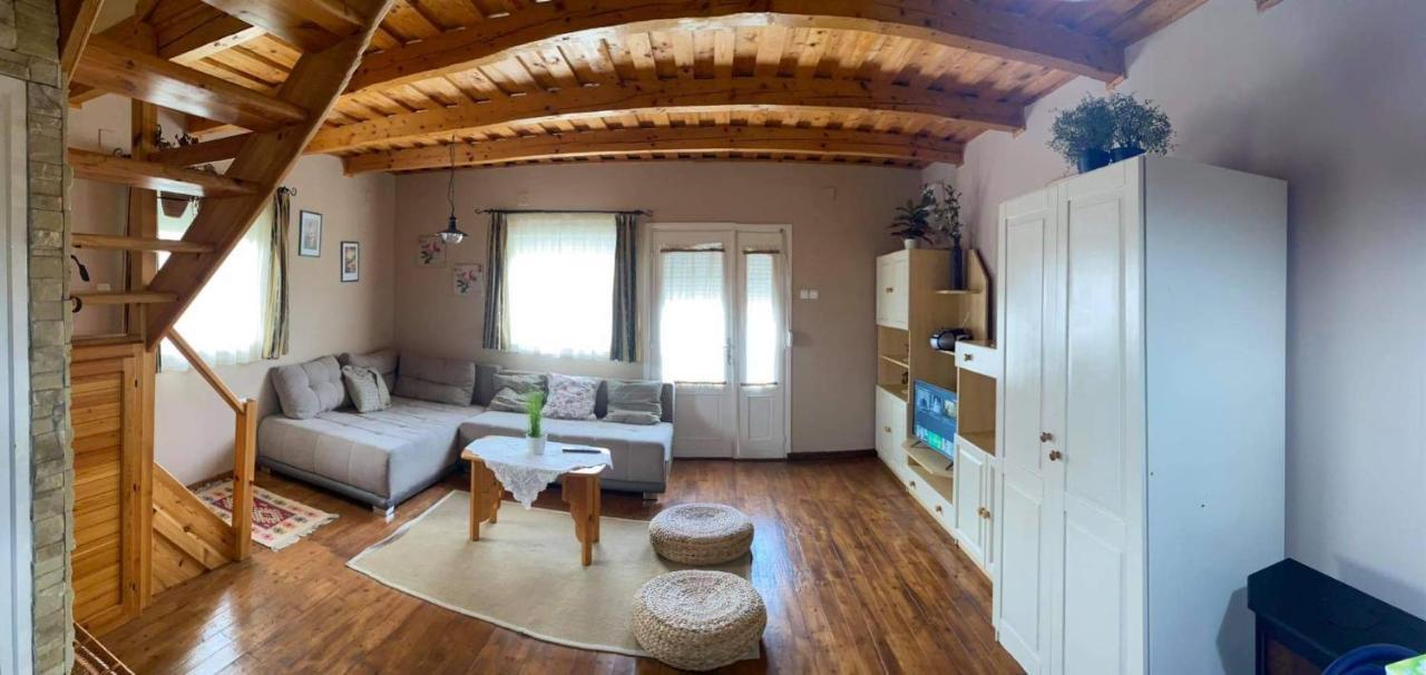 Kotnyek nyaraló Balatonkeresztúr Exterior foto