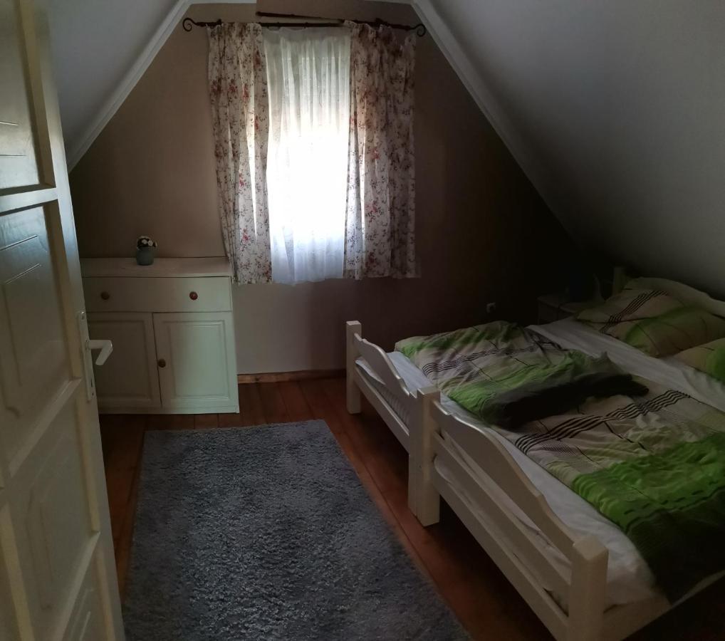 Kotnyek nyaraló Balatonkeresztúr Exterior foto